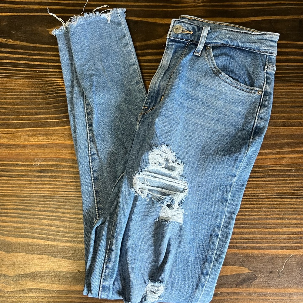 Levi's Distressed Blue Skinny Jeans